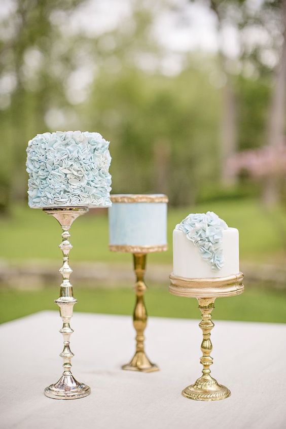 Top 5 wedding cake trends popping up this season
