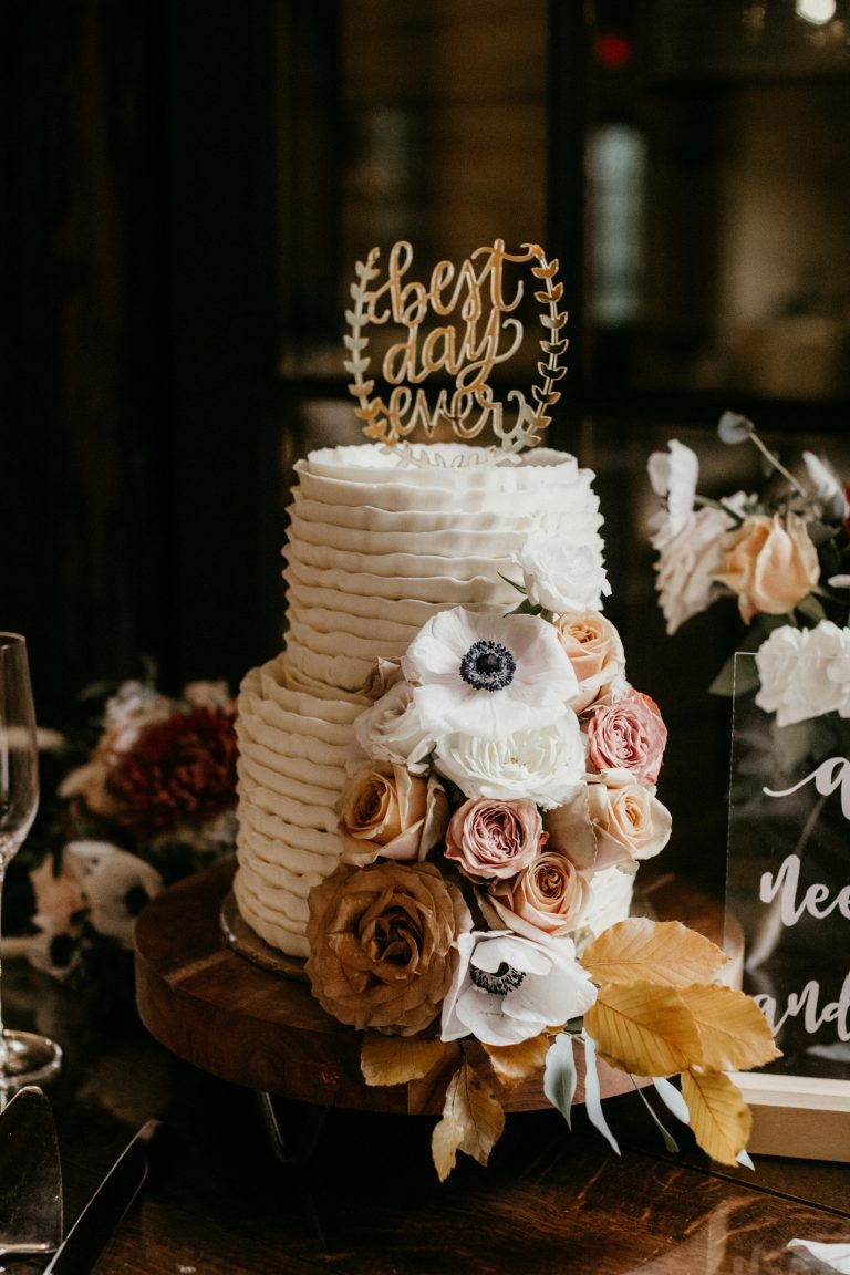 wedding cake toppers