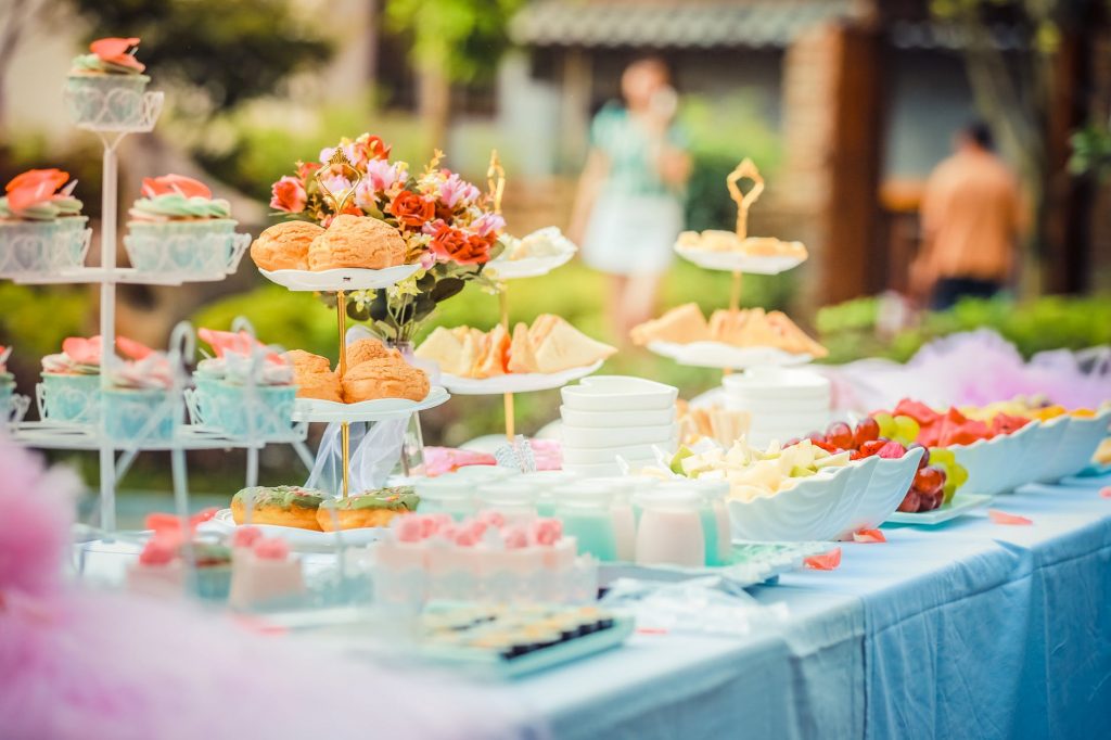 Kitchen tea or bridal shower – what's the difference?