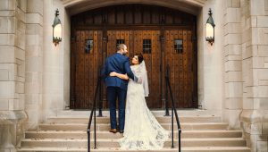 Pros and cons of a courthouse wedding