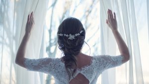 Brilliant bridal hair accessories to top off your look