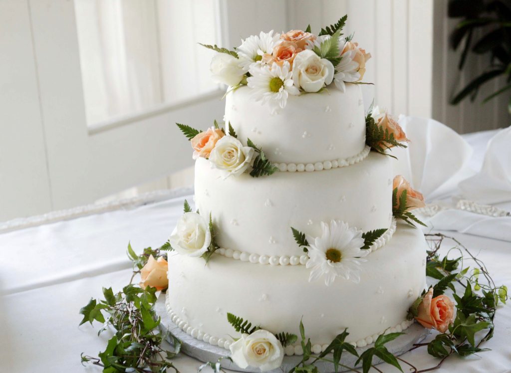 The interesting origin of the wedding cake