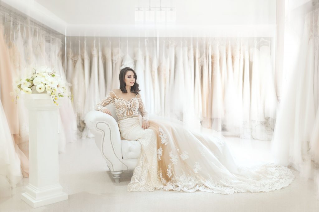 How to have a successful wedding dress shopping trip