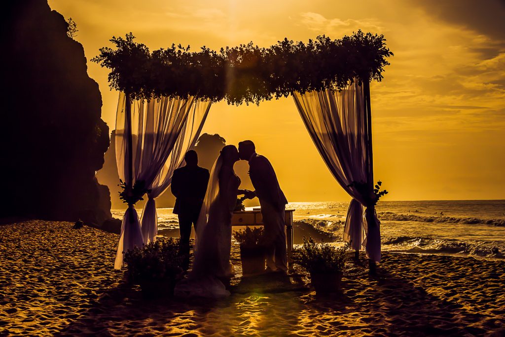 Stunning ceremony backdrops to set the scene