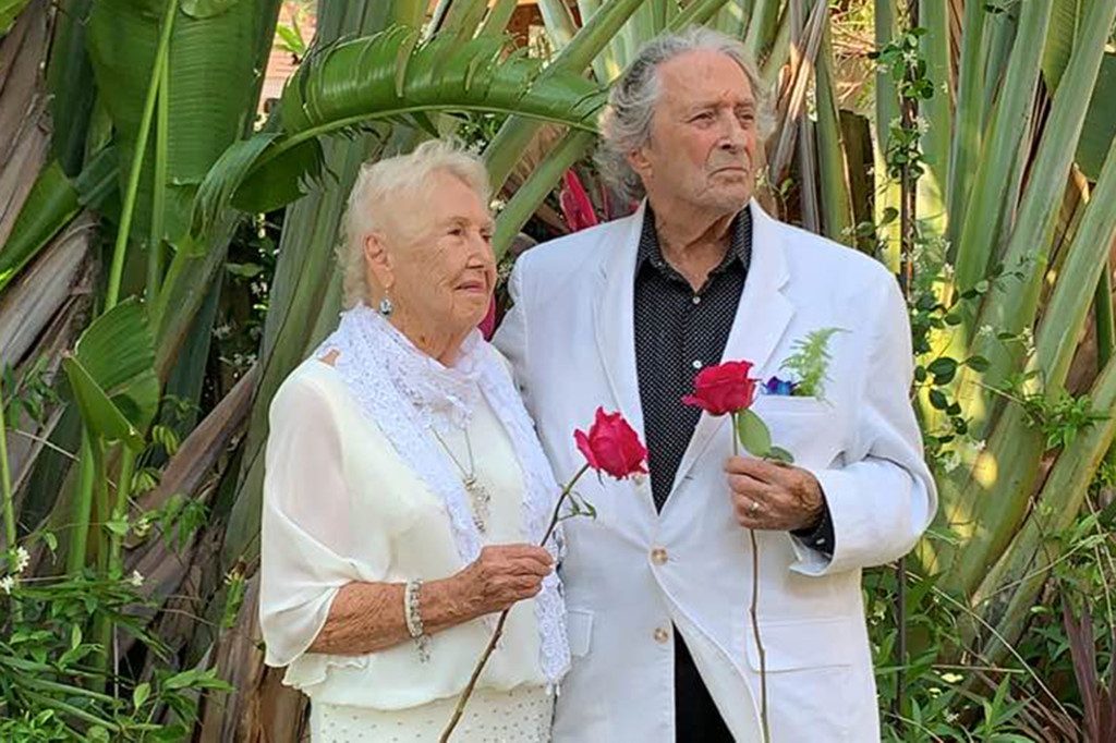 91-year-old couple marries amid coronavirus