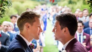 Tom Daley celebrates 3rd anniversary with husband