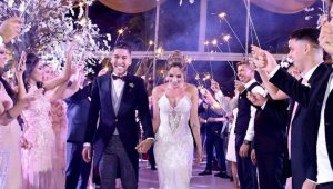 Liverpool's Firmino celebrates 3rd anniversary with wife