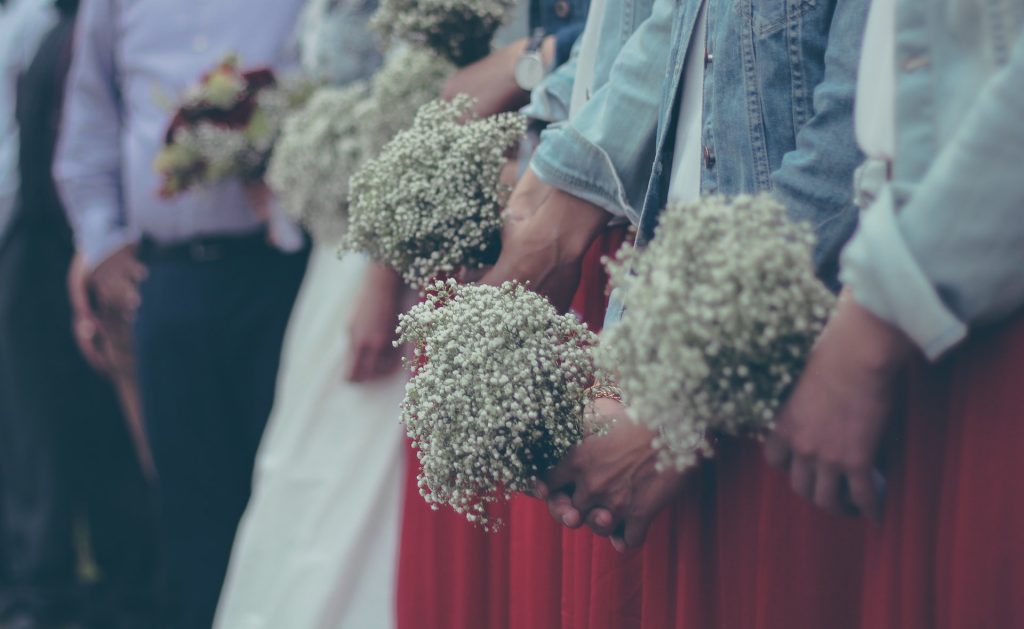Include everyone with a gender-neutral wedding party