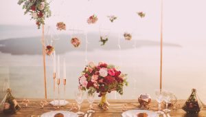 Adorable sweetheart tables to share with your special person