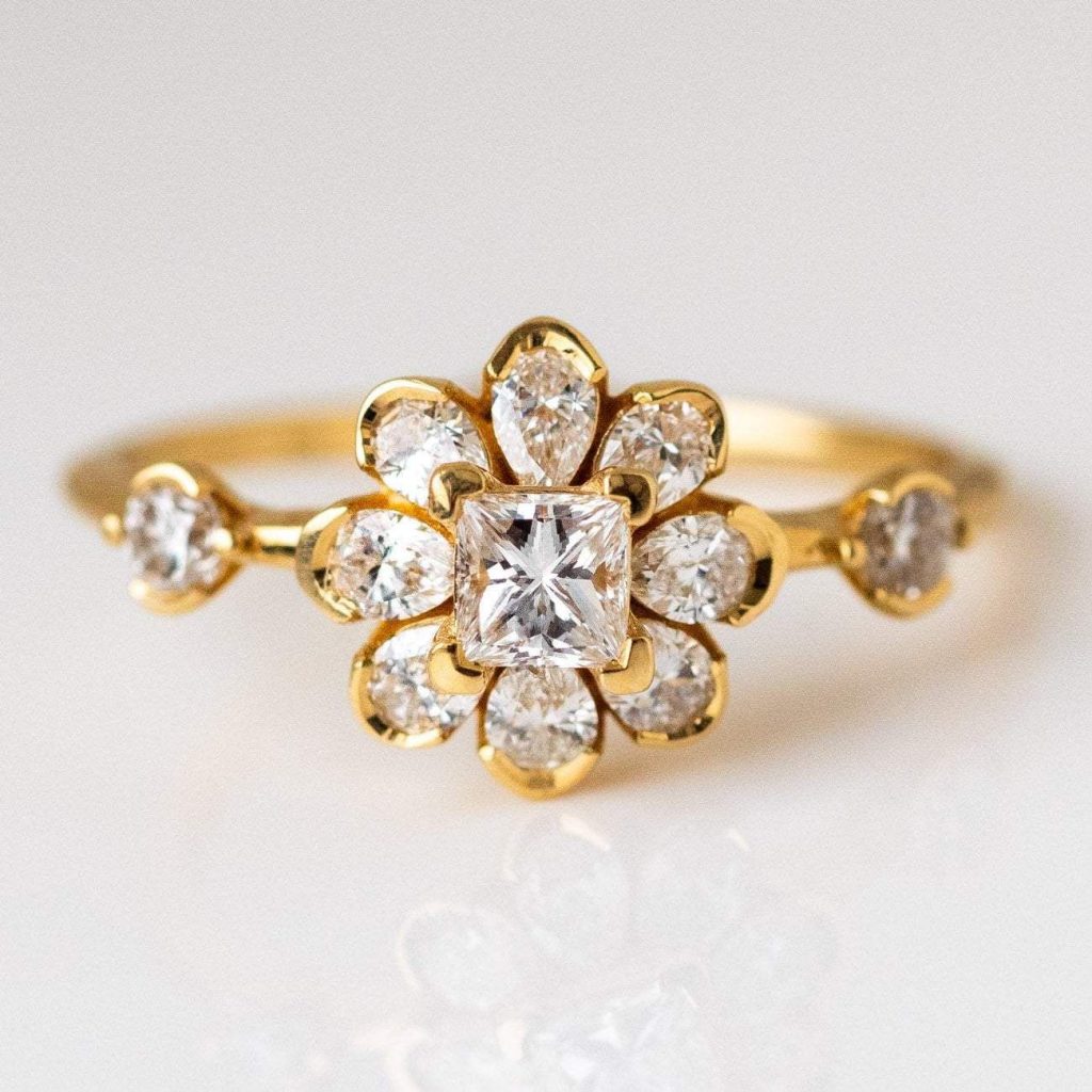 Floral-inspired engagement rings that are perfectly in bloom