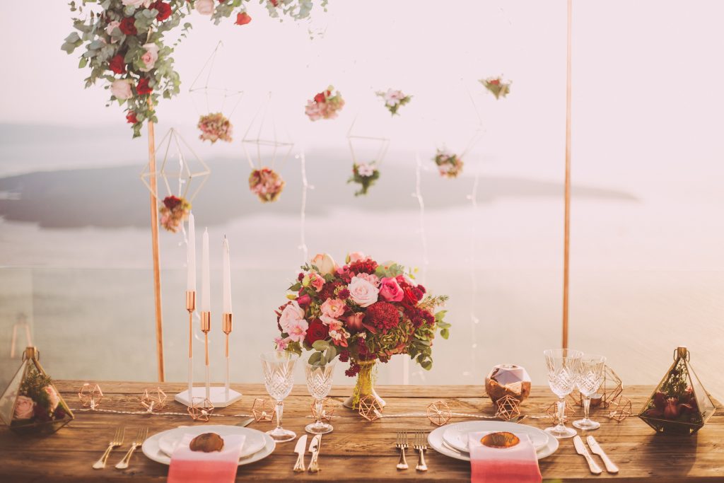 Romantic red wedding decor that will have you feeling the love