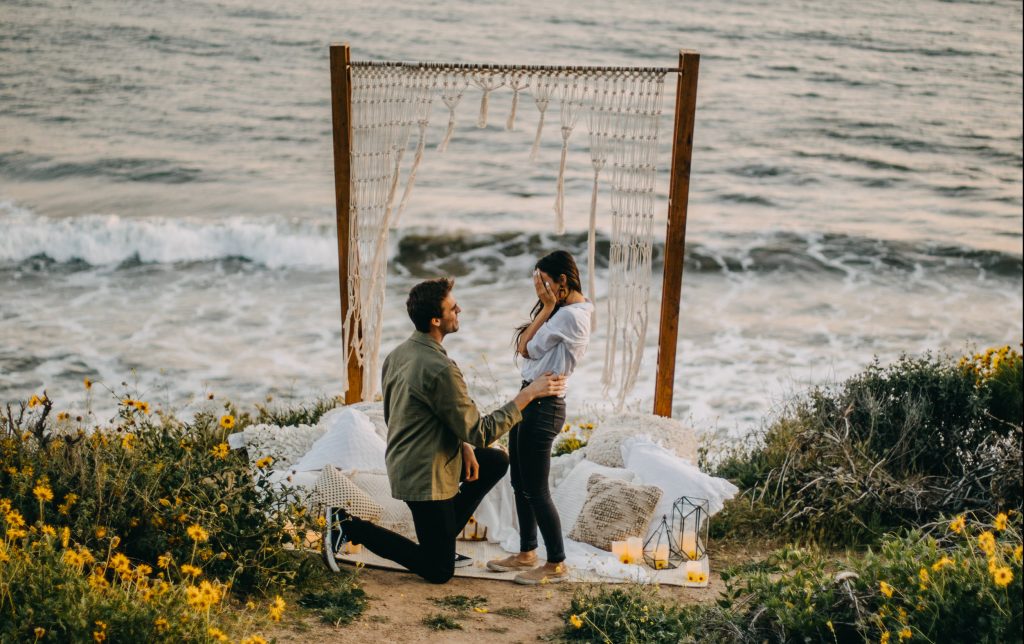 8 Romantic engagement ideas to help you pop the question!