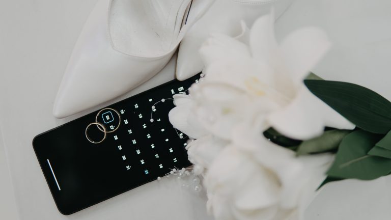The wedding planning apps every modern couple should know about The wedding planning apps every modern couple should know about