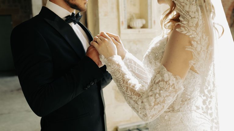 Can you invite someone to the ceremony but not the reception? Wedding etiquette explained Can you invite someone to the ceremony but not the reception? Wedding etiquette explained