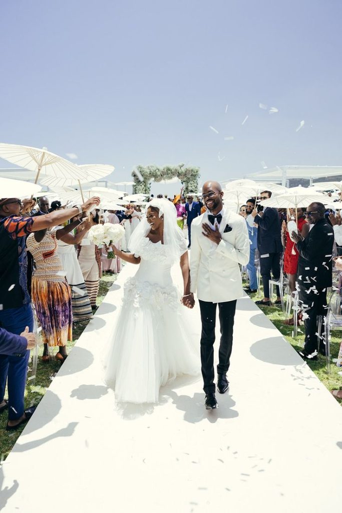 Before you book anything: The wedding planning order experts swear by